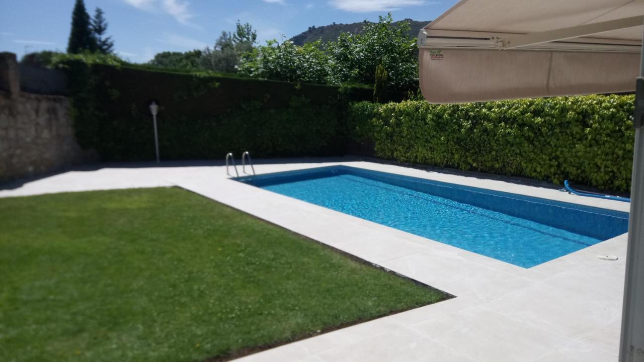 Casa Bellavista Becerril Villa Becerril de la Sierra Bagian luar foto